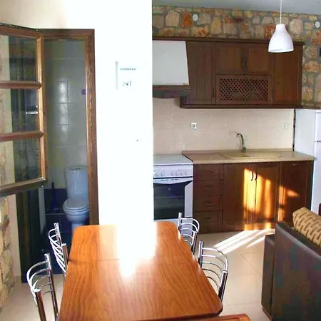 Stone House Aris