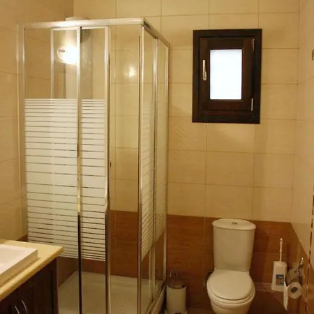 Vakantiehuis Stone House Aris *
